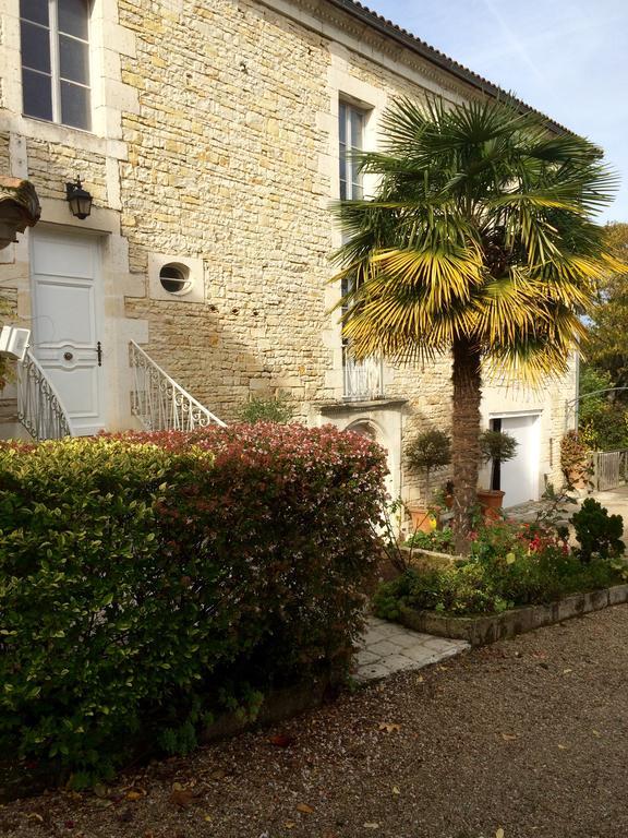 Le Moulin De Mansle Villa Exterior photo